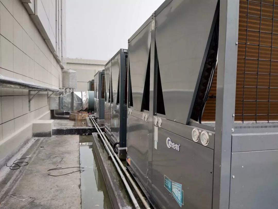 浙江丨小學體育館5臺50p泳池機組案例