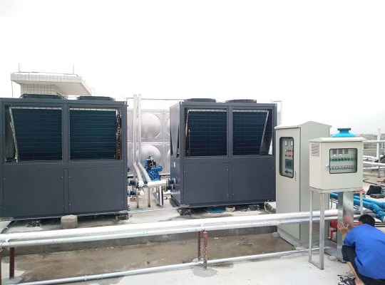 興化星海洗浴會所熱水工程案例